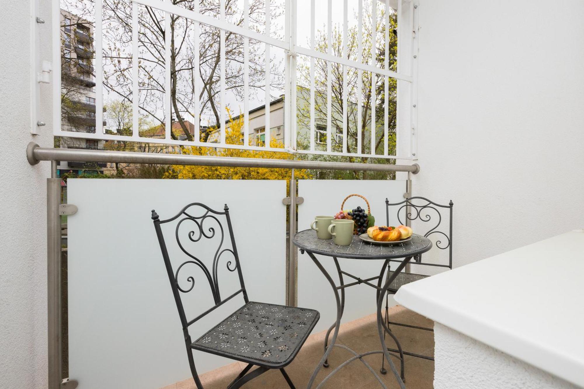 Schillera Apartments Warsaw By Noclegi Renters Extérieur photo